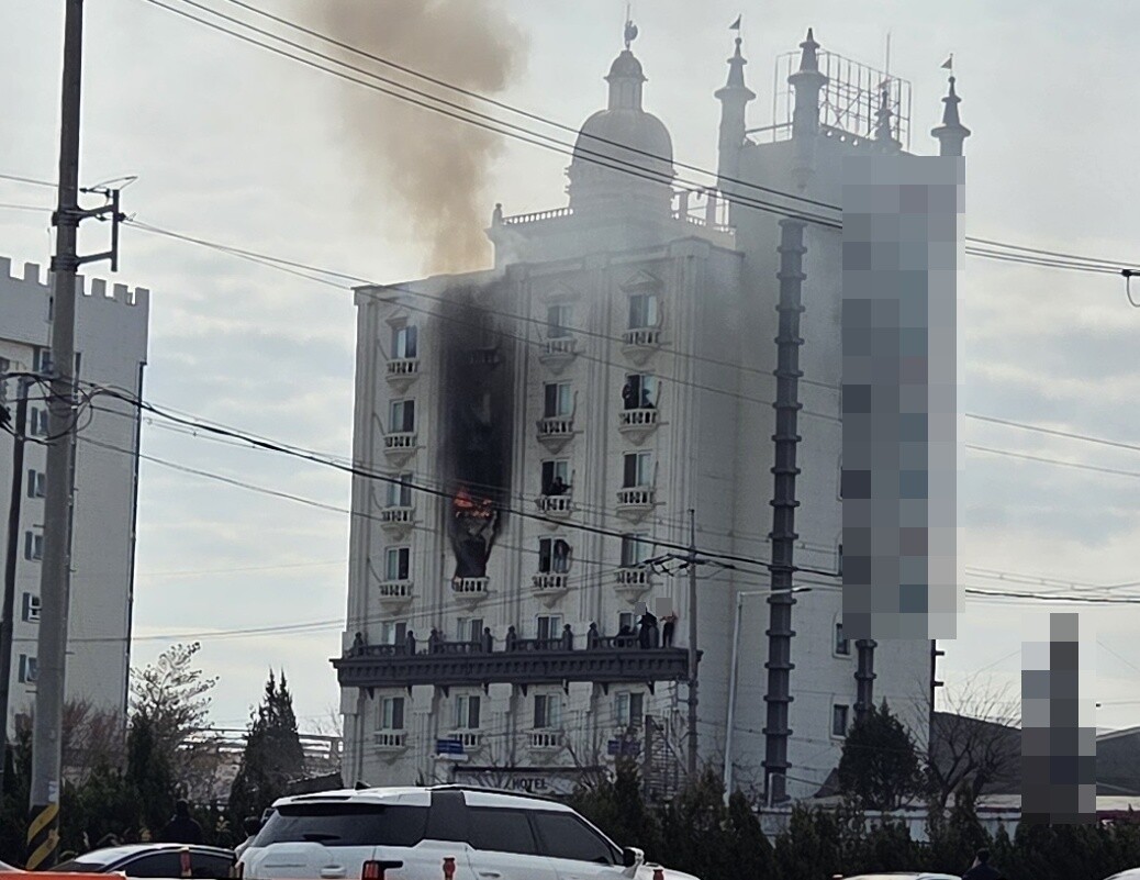 인천 옥련동 모텔에 불…51명 부상·...